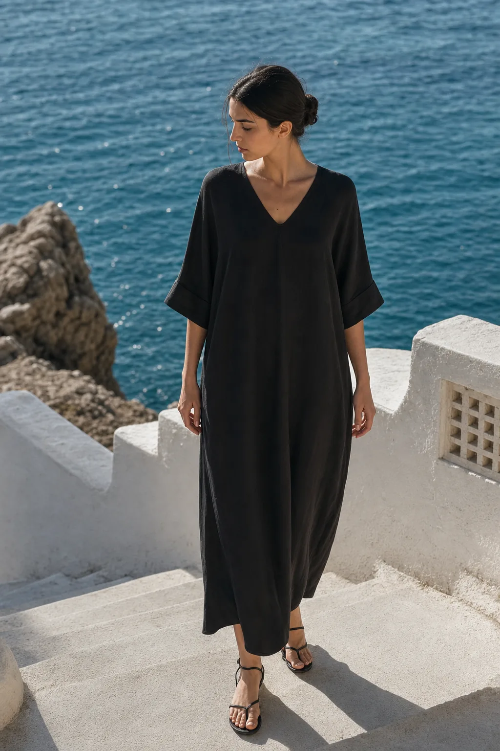 The Kaftan Cuff in Onyx, Hammered Silk